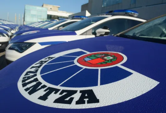 Los tres últimos vecinos en un bloque lleno de okupas son amenazados por denunciar la situación a la Ertzaintza