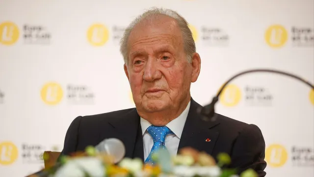 Francia premia a Juan Carlos I... mal vamos 