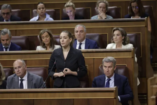 Ester Muñoz (PP) vapulea a Bolaños: “Hemos visto a mafias intentando corromper a gobiernos. Lo que no habíamos visto hasta ahora era a partidos de gobierno intentando corromper a mafias”