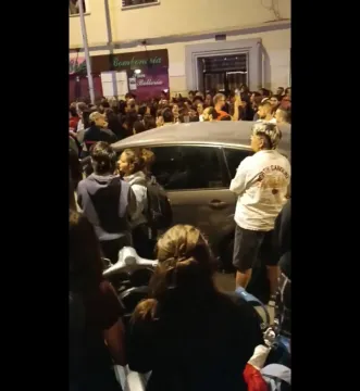 Eurodiputada y maleducada. Irene Montero a un policía: "¡Soy eurodiputada!"