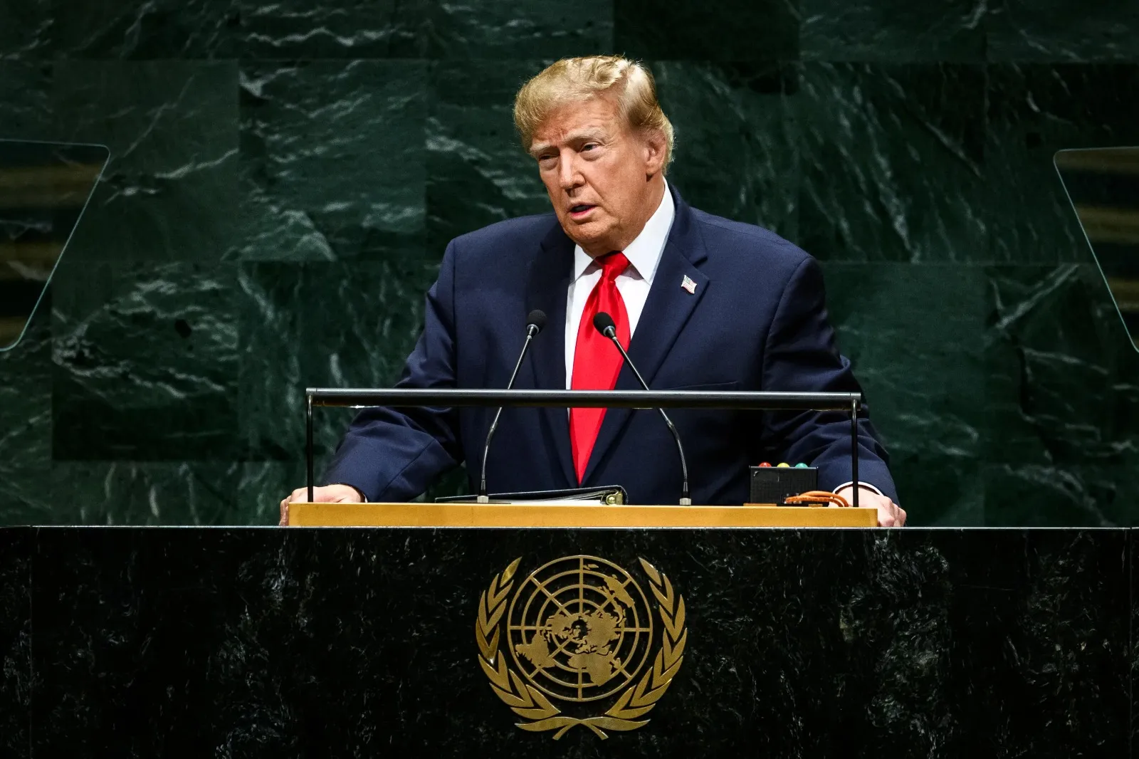 Xi Jinping visita EEUU. Los demócratas, en lugar de pedir derechos humanos en China, piden a Trump que coopere en IA con la tiranía comunista