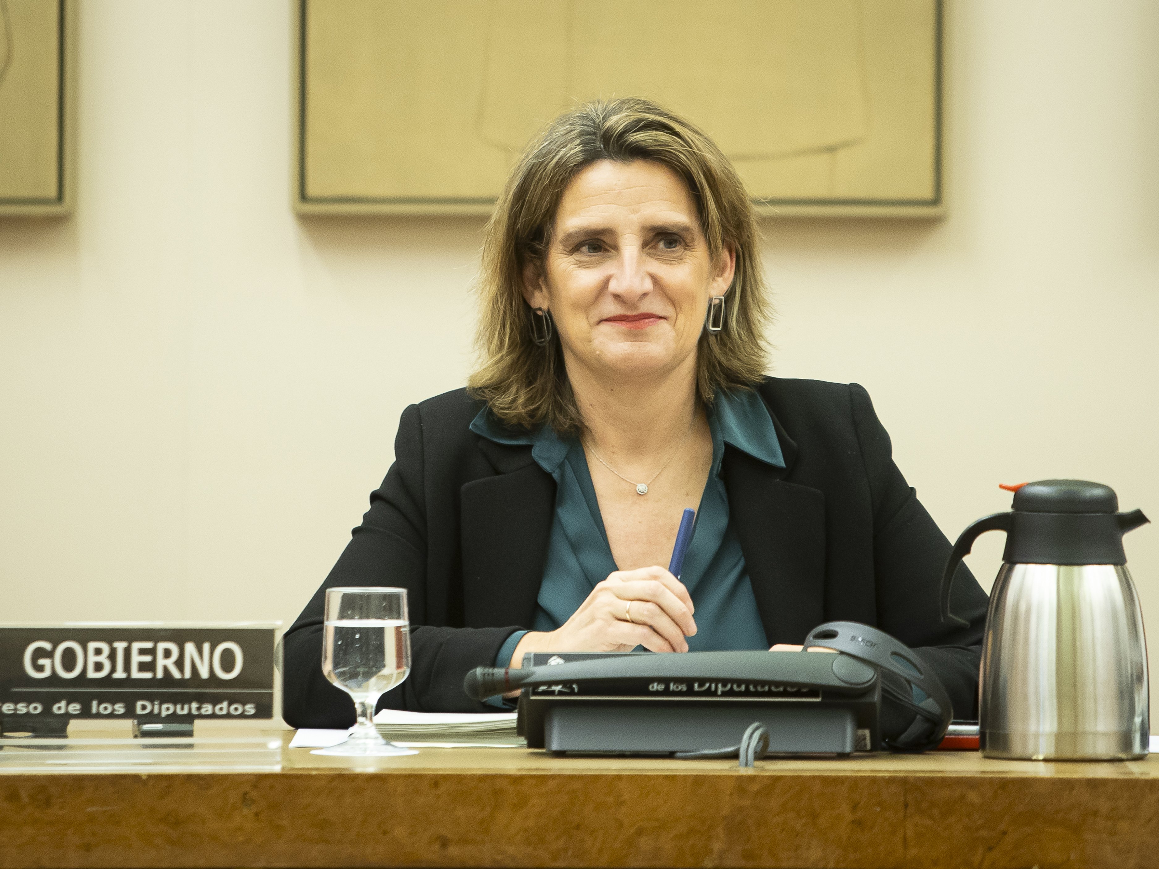 Teresa Ribera insiste en el impuestazo energético