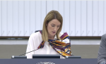 Roberta Metsola, presidenta del Parlamento europeo, que ayer condenó  "enérgicamente" los ataques contra la oposición en Venezuela
