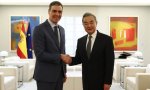 El ministro de Exteriores chino, Wang Yi, está de gira por Europa y este lunes ha visitado a Pedro Sánchez en La Moncloa