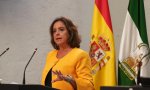 Ahí está la inefable progre Consejera de Salud de la Junta de Andalucía, Catalina García, para cumplir con el Gobierno