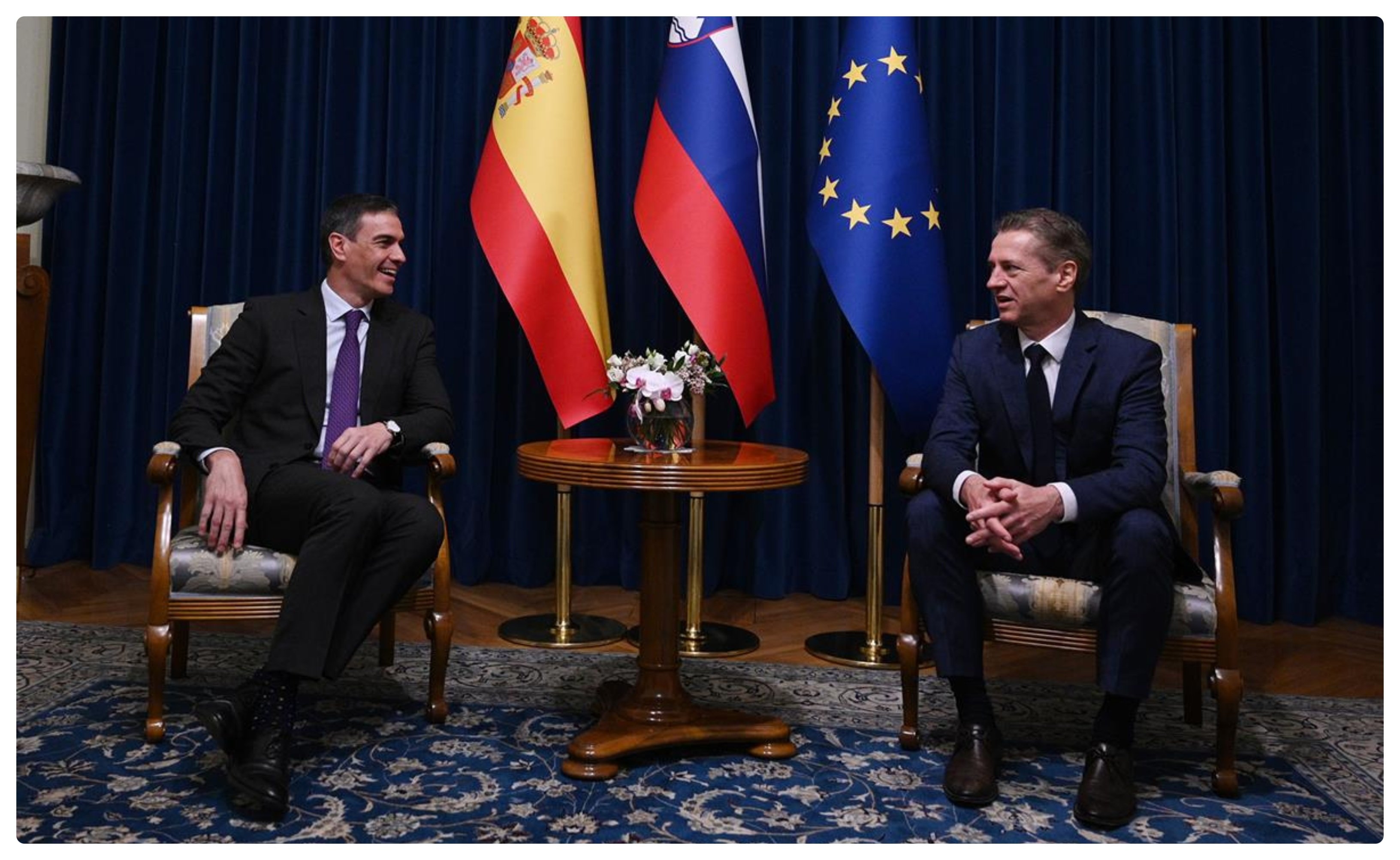 El presidente del Gobierno, Pedro Sánchez, junto al primer ministro de Eslovenia, Robert Golob El presidente del Gobierno, Pedro Sánchez, junto al primer ministro de Eslovenia, Robert Golob