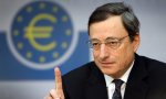 Mario Draghi. ¿Cómo vamos tirando? Emitiendo moneda, vivimos sobre un verdadero océano de liquidez. Pero eso implica la devaluación de toda la economía mundial