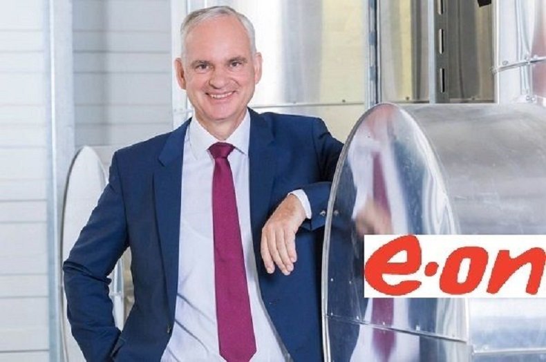 E.On hace poker con RWE pero no le salen las cuentas. E.On hace poker con RWE pero no le salen las cuentas.