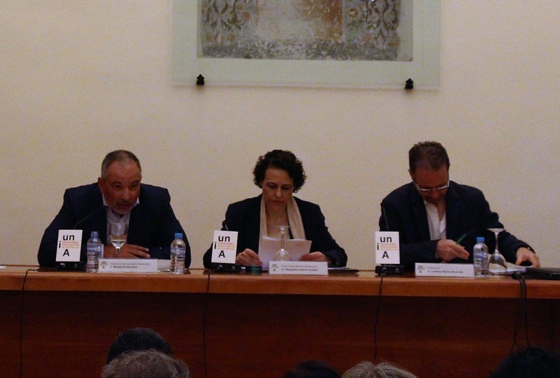 Las pensiones españolas en una sociedad envejecida no tienen remedio, por más que doña Magdalena Valerio engañe a los empresarios diciéndole lo contrario Las pensiones españolas en una sociedad envejecida no tienen remedio, por más que doña Magdalena Valerio engañe a los empresarios diciéndole lo contrario