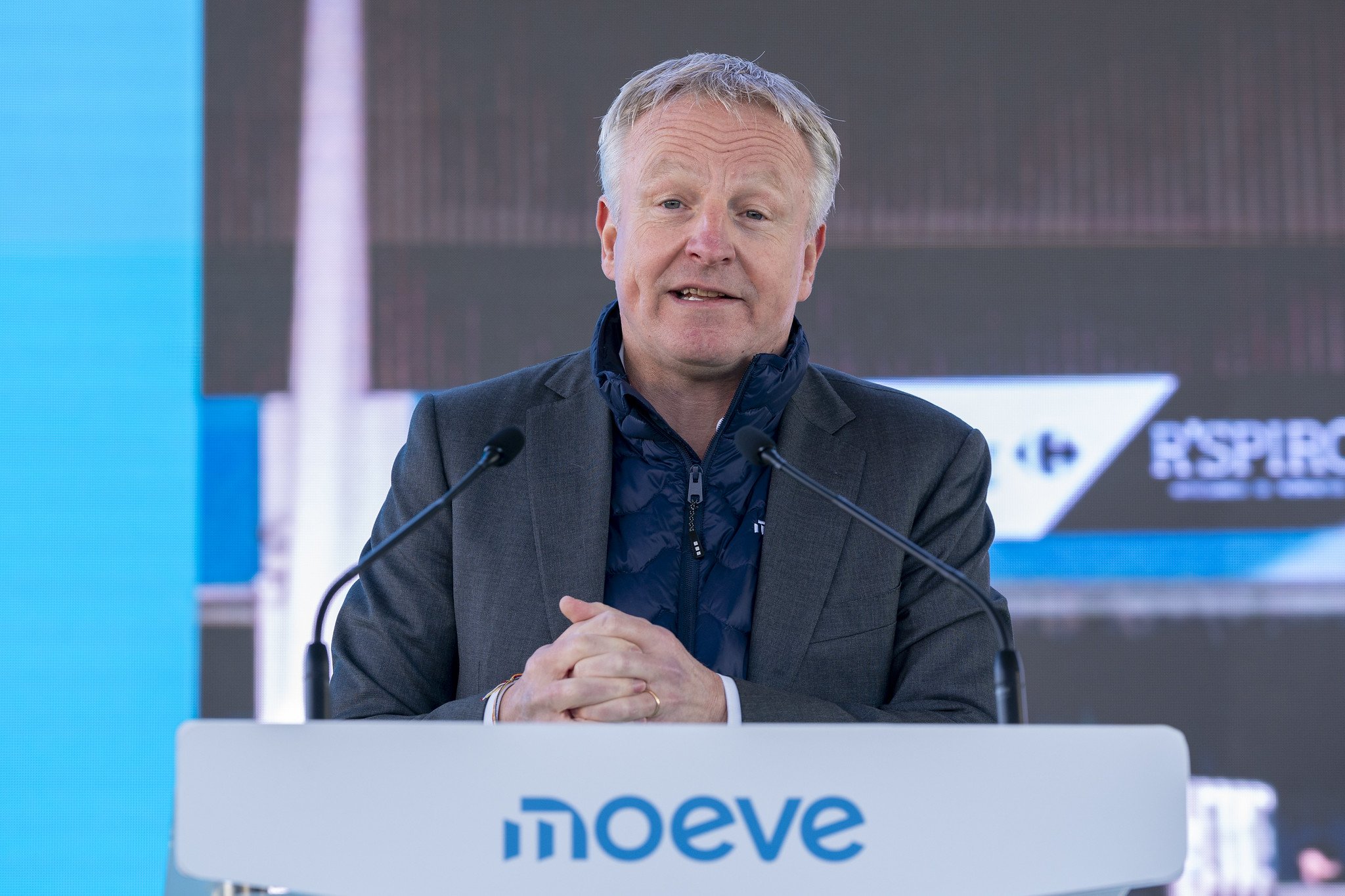 Maarten Wetselaar, CEO de Moeve, insiste en dar el giro verde... mientras los resultados se ven afectados por los menores márgenes de refino y el apagón / Foto: Pablo Moreno