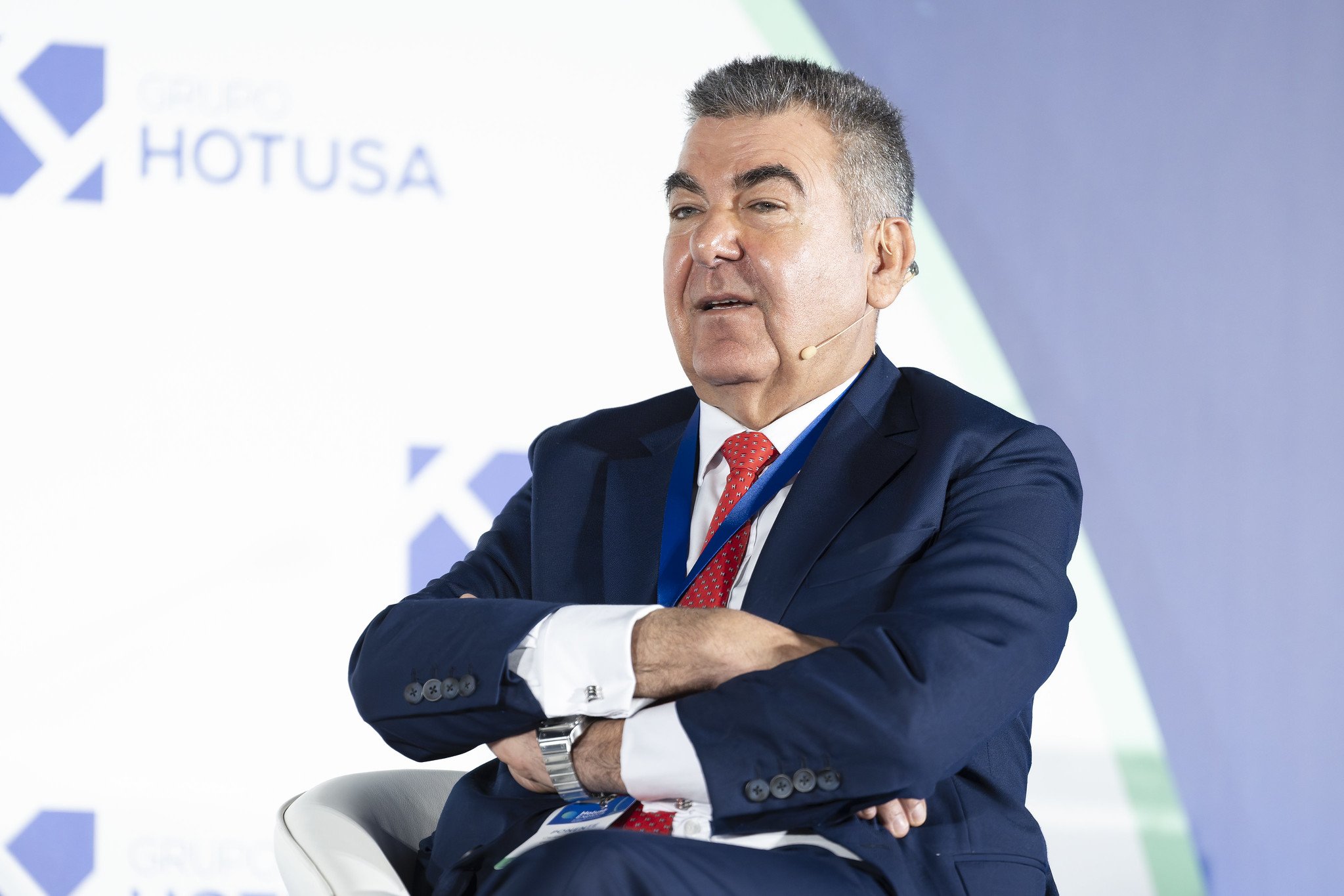 Air Nostrum, la aerolínea que preside Carlos Bertomeu, mejora en ventas, pero no en resultado por la deuda que tiene de los préstamos del ICO y de la SEPI / Foto: Pablo Moreno