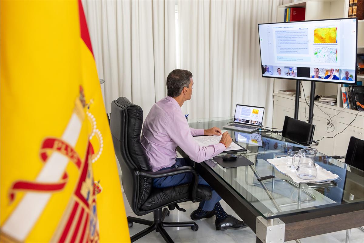 Menos mal que al presi le quedan todavía unos días de vacaciones 