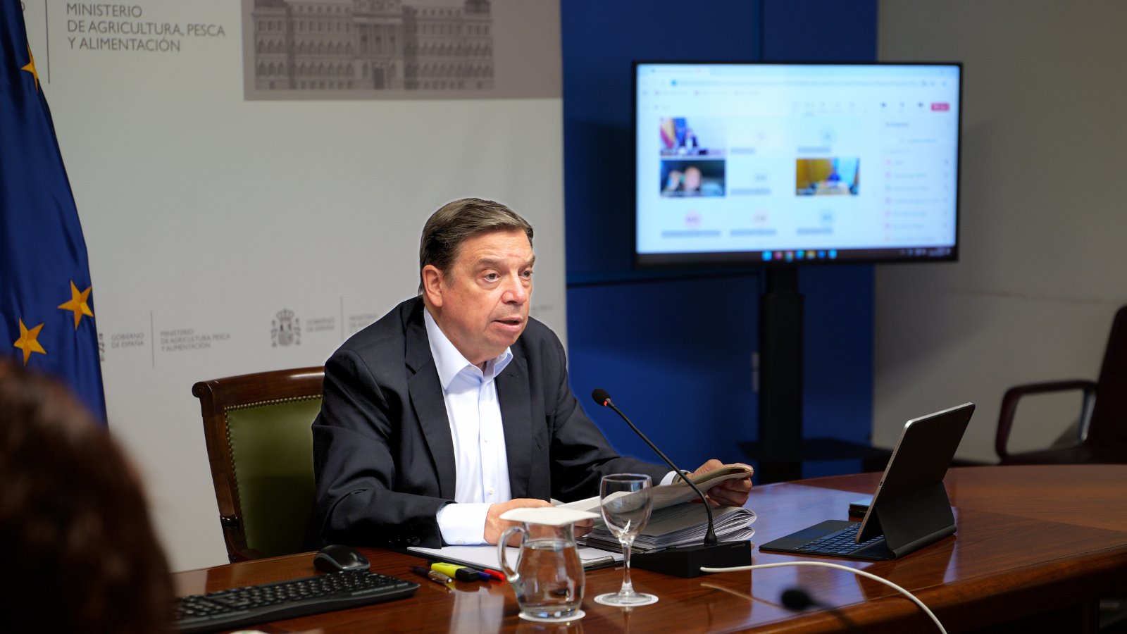 El ministro de Agricultura Luis Planas: "El riesgo de incendio esta cubierto por el seguro agrario" / Foto: cuenta de Luis Planas en X