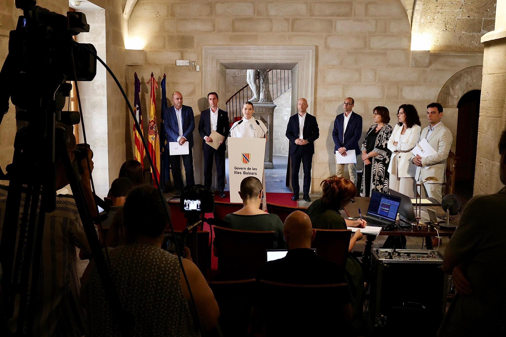 “Recurriremos todas las vías a nuestro alcance para evitar la imposición de este reparto que no podemos asumir en condiciones de dignidad y humanidad”, manifestó Prohens