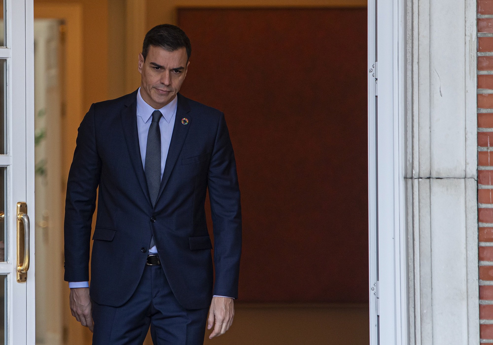 Sánchez pierde apoyo dentro y fuera de nuestras fronteras, pero sigue siendo rehén de sus socios... / Foto: Pablo Moreno