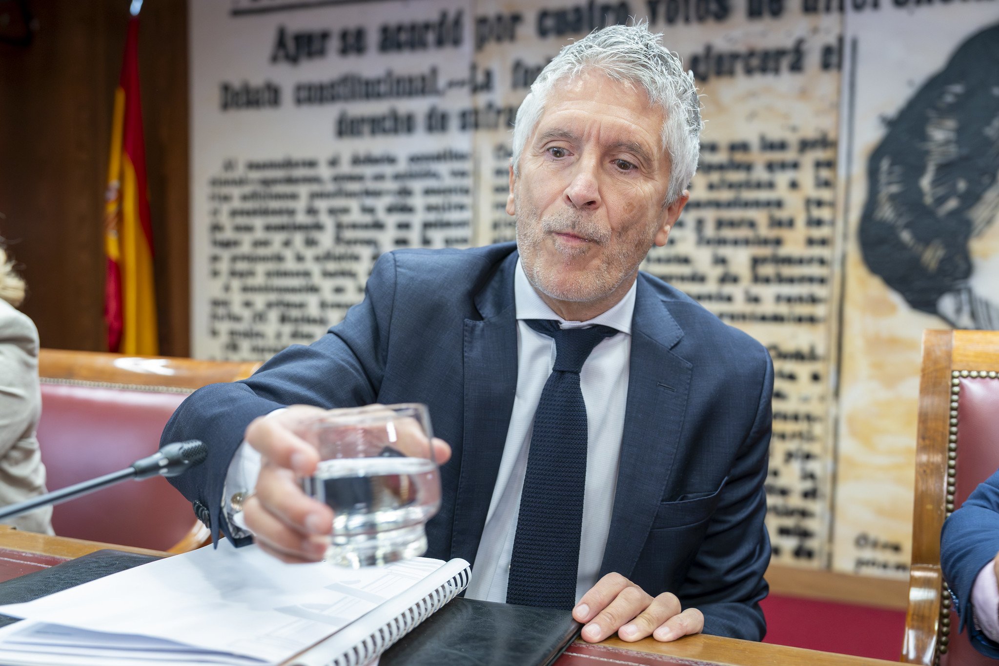 “Si buscaran la verdad, en esta mesa de comparecencia estarían el señor Mañueco, Rueda y Ayuso”, ha sentenciado Marlaska, ¿alguien da más? / Foto: Pablo Moreno