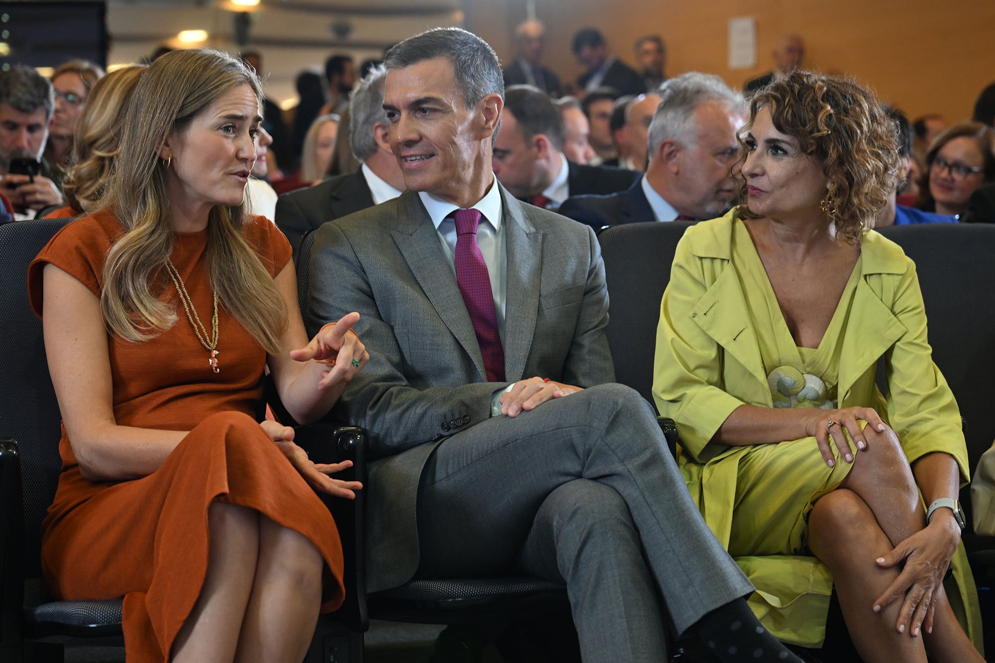 Aagesen y Sánchez presentan presentan el pacto de Estado frente a la emergencia climática, pese a que esta no existe, según miles de científicos