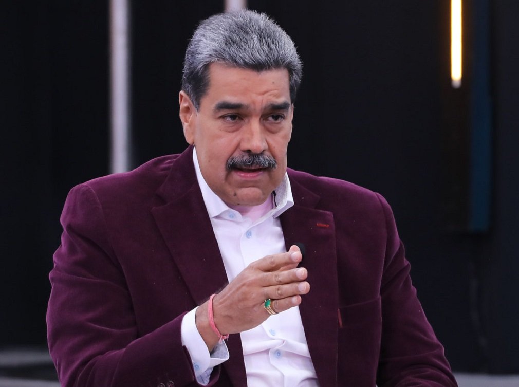 Nicolás: o IA o sangre: ambas a un tiempo no es posible