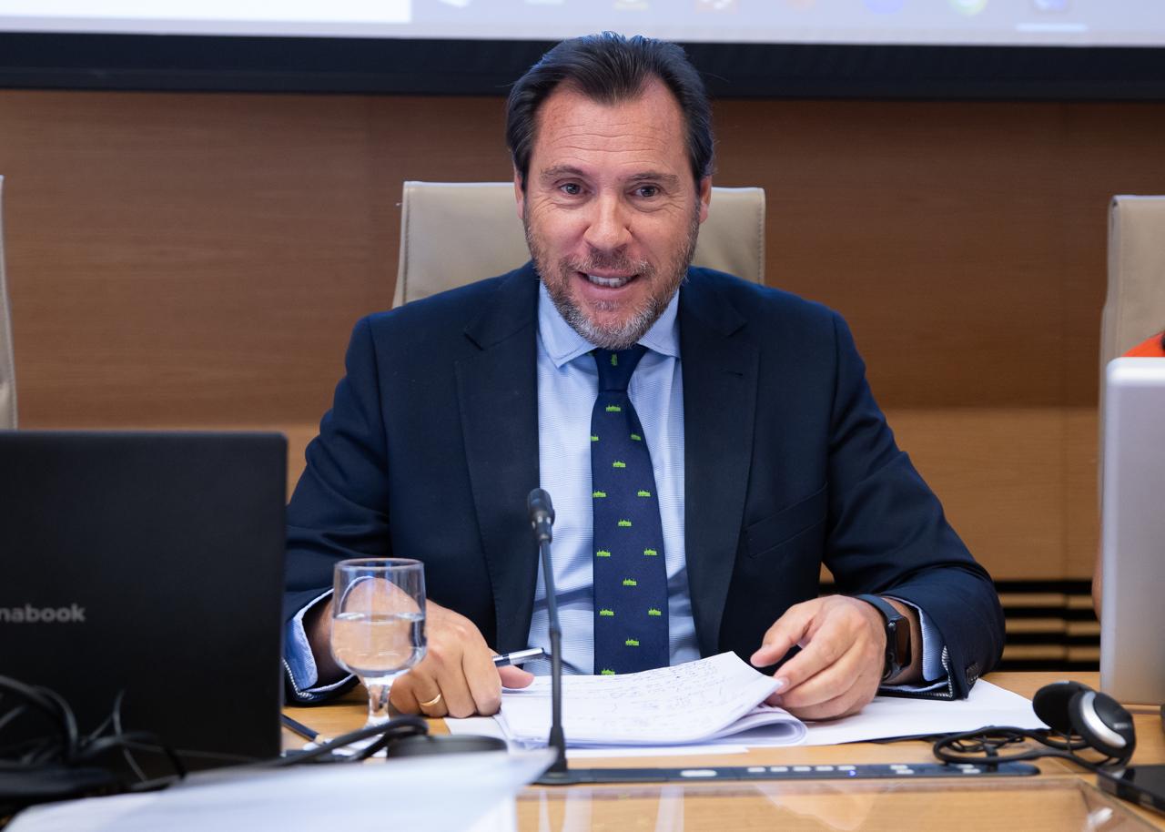 El ministro Puente anticipa dos años más de incidencias, pero ¿el tren no vivía “el mejor momento de su historia”?