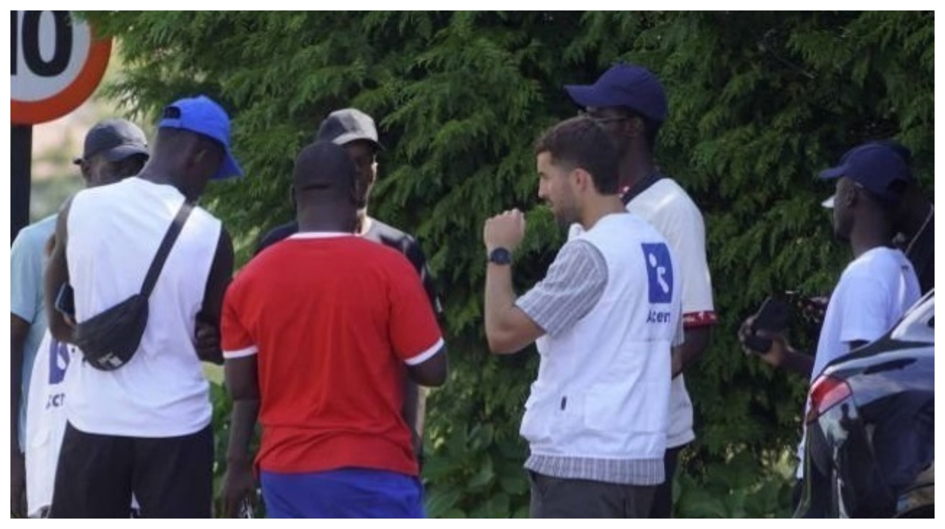 El caso es que Grecia castigará con penas prisión a quien haya entrado irregularmente en el país. En España eso estaría calificado como machismo