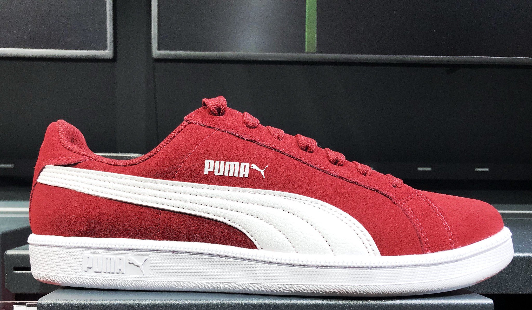 La familia francesa Pinault frena su decisión de vender su 29% de Puma... y prefiere esperar a que mejore el precio para dar el paso / Foto: Pablo Moreno La familia francesa Pinault frena su decisión de vender su 29% de Puma... y prefiere esperar a que mejore el precio para dar el paso / Foto: Pablo Moreno