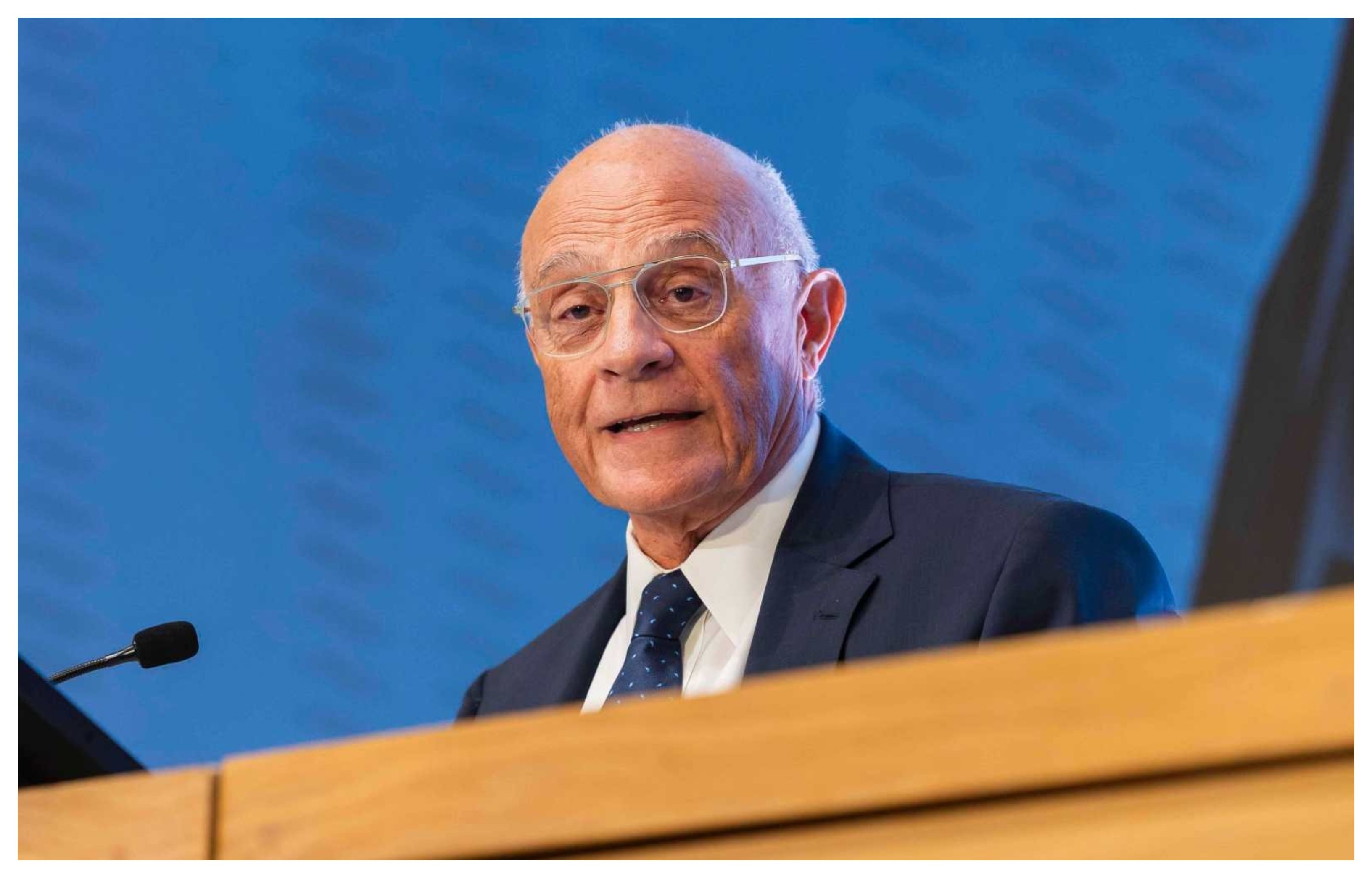 Josep Oliu, presidente no ejecutivo del Sabadell, no piensa jubilarse, al menos, antes de los 78 año Josep Oliu, presidente no ejecutivo del Sabadell, no piensa jubilarse, al menos, antes de los 78 año