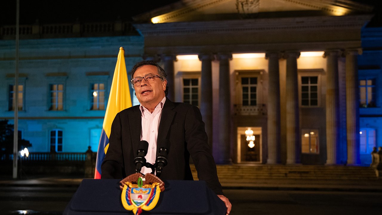 Para el presidente colombiano la medida es "innecesaria" y "homofóbica" Para el presidente colombiano la medida es "innecesaria" y "homofóbica"