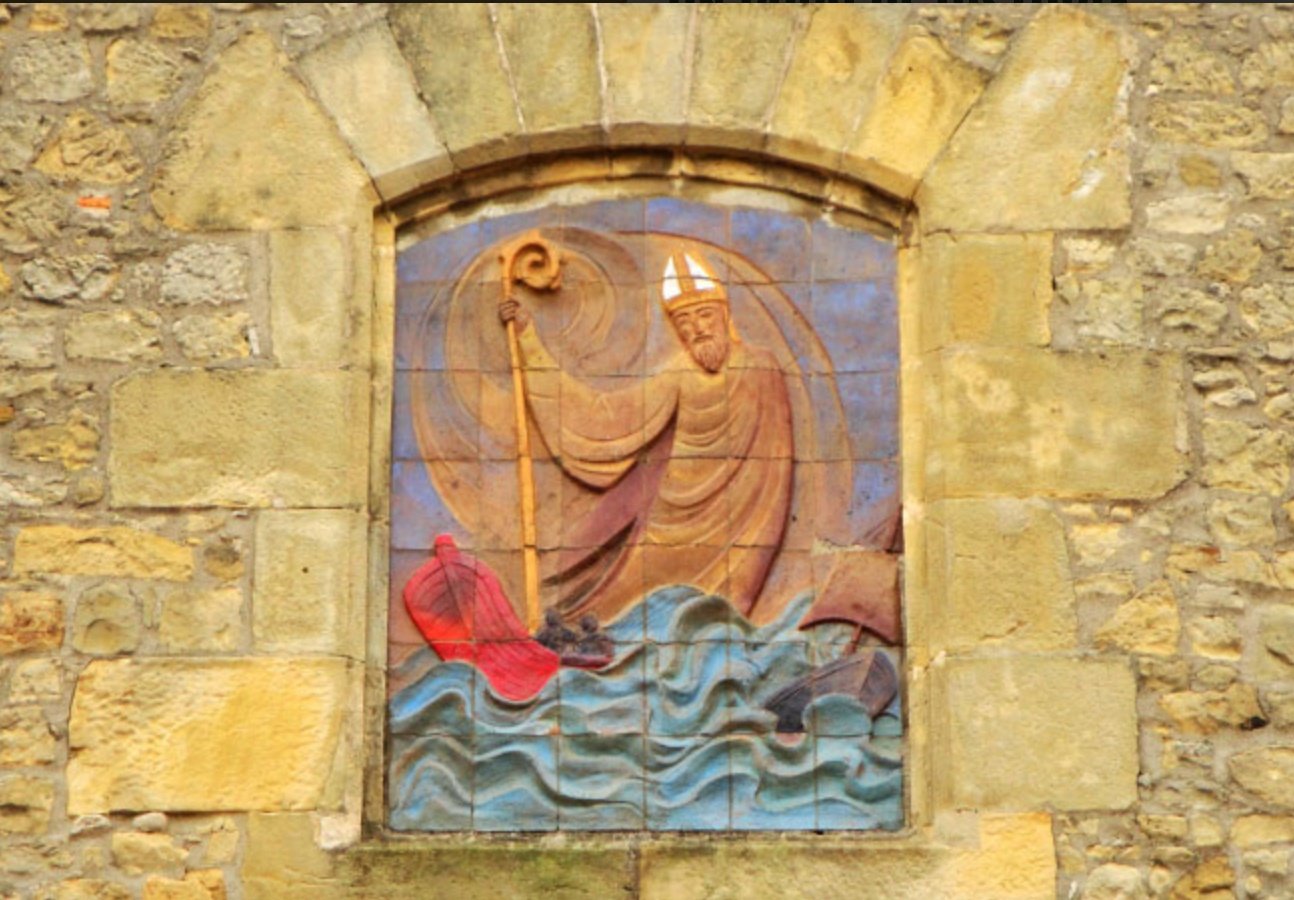 Imagen de san Nicolás en la parroquia del mismo nombre, en el Puerto Viejo de Algorta (Guecho) / Foto: web Parroquia de San Nicolás