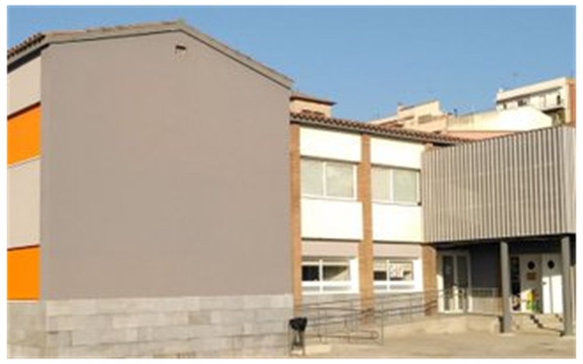 Los padres de la escuela pública Sant Jordi se encontraron con una situación surrealista: la caseta del conserje estaba okupada