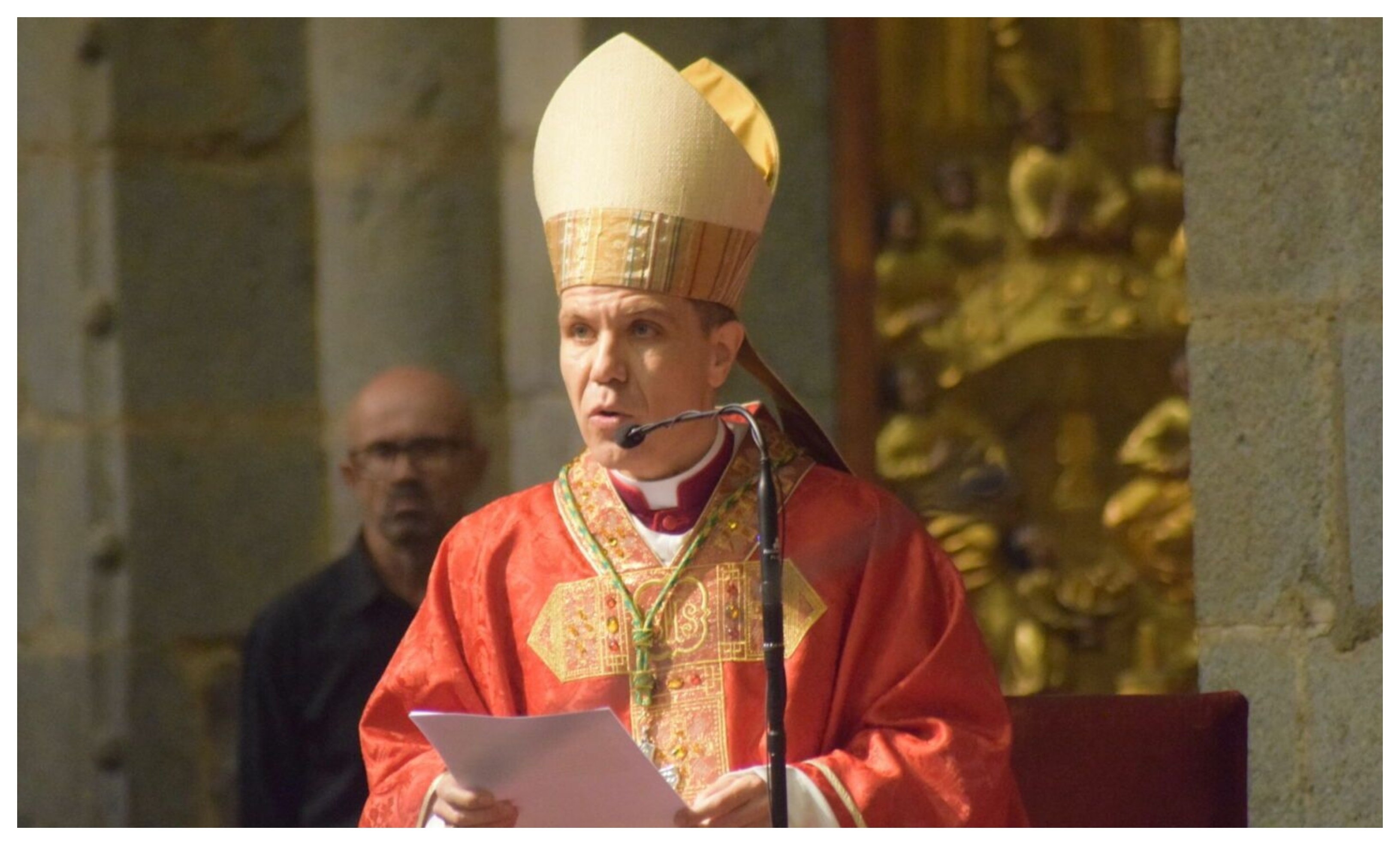 Lo que tiene hacer monseñor Serrano, es negar la firma y si fuera el caso, abandonar la jefatura del Principado de Andorra. Si en el fondo todo esto es muy sencillo: se trata de coherencia Lo que tiene hacer monseñor Serrano, es negar la firma y si fuera el caso, abandonar la jefatura del Principado de Andorra. Si en el fondo todo esto es muy sencillo: se trata de coherencia