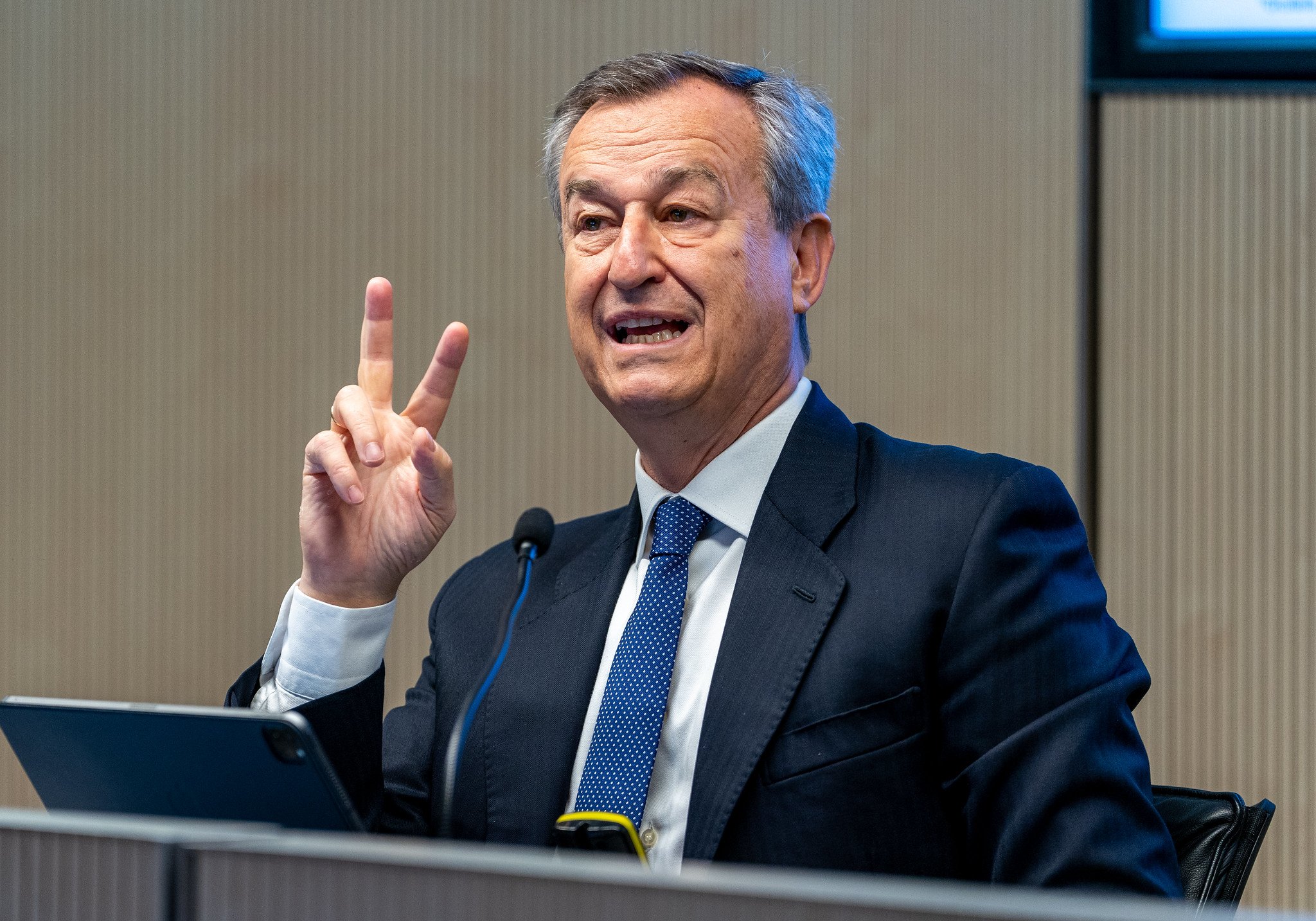 César González-Bueno, consejero delegado del Sabadell, está convencido de que la OPA no llegará ni al 30% de adhesiones / Foto: Pablo Moreno César González-Bueno, consejero delegado del Sabadell, está convencido de que la OPA no llegará ni al 30% de adhesiones / Foto: Pablo Moreno