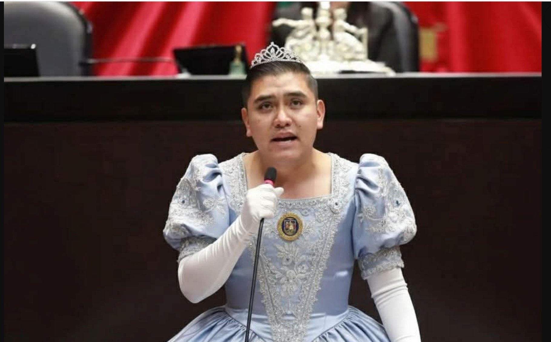 La consecuencia es que en México ya han salido hasta memes del citado Armando Corona La consecuencia es que en México ya han salido hasta memes del citado Armando Corona