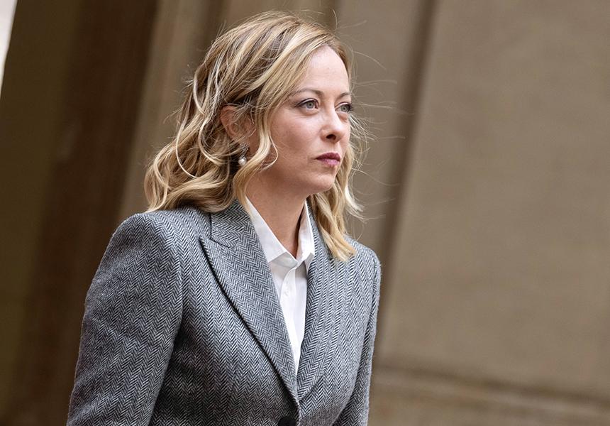 La propia Meloni ha confirmado este martes que ha sido denunciada ante la Corte Penal Internacional (CPI) junto con otros miembros de su Gobierno por "complicidad con genocidio" por su relación con Israel La propia Meloni ha confirmado este martes que ha sido denunciada ante la Corte Penal Internacional (CPI) junto con otros miembros de su Gobierno por "complicidad con genocidio" por su relación con Israel