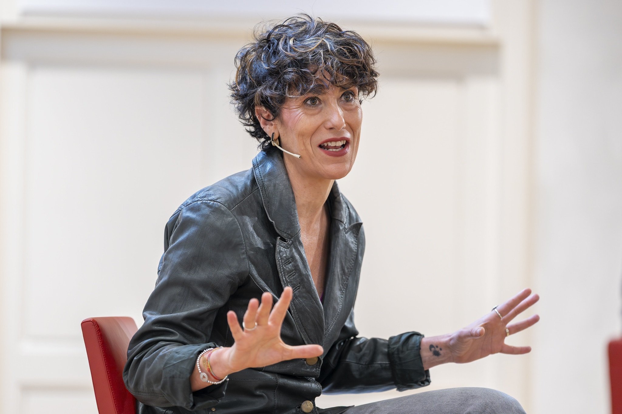 La cantidad de bobadas que es capaz de aunar la ministra de Seguridad Social, Elma Saiz, aumenta por momentos / Foto: Pablo Moreno La cantidad de bobadas que es capaz de aunar la ministra de Seguridad Social, Elma Saiz, aumenta por momentos / Foto: Pablo Moreno