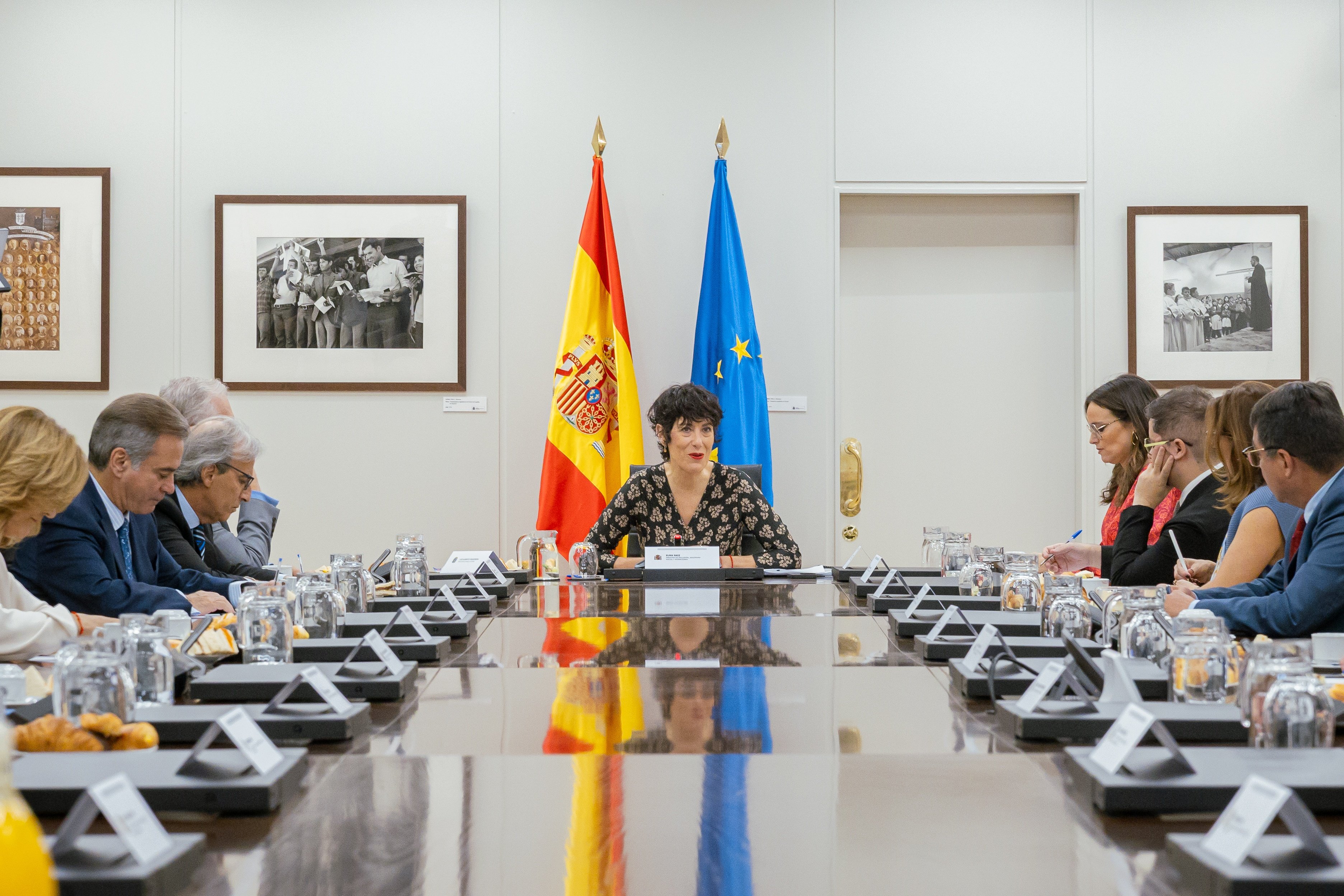 El argumento de Saiz es definitivo: con el sistema anterior, más del 90% de los autónomos cotizaba por la base mínima y, por tanto, apenas tenían coberturas sociales, sin hablar de la pensión que les esperaba cuando se jubilaran. Algo intolerable El argumento de Saiz es definitivo: con el sistema anterior, más del 90% de los autónomos cotizaba por la base mínima y, por tanto, apenas tenían coberturas sociales, sin hablar de la pensión que les esperaba cuando se jubilaran. Algo intolerable