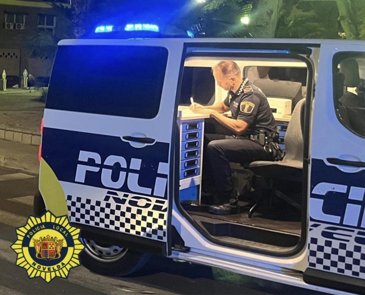 En un post de Instagram la propia Policía Local comienza así: "Ocupación de viviendas"