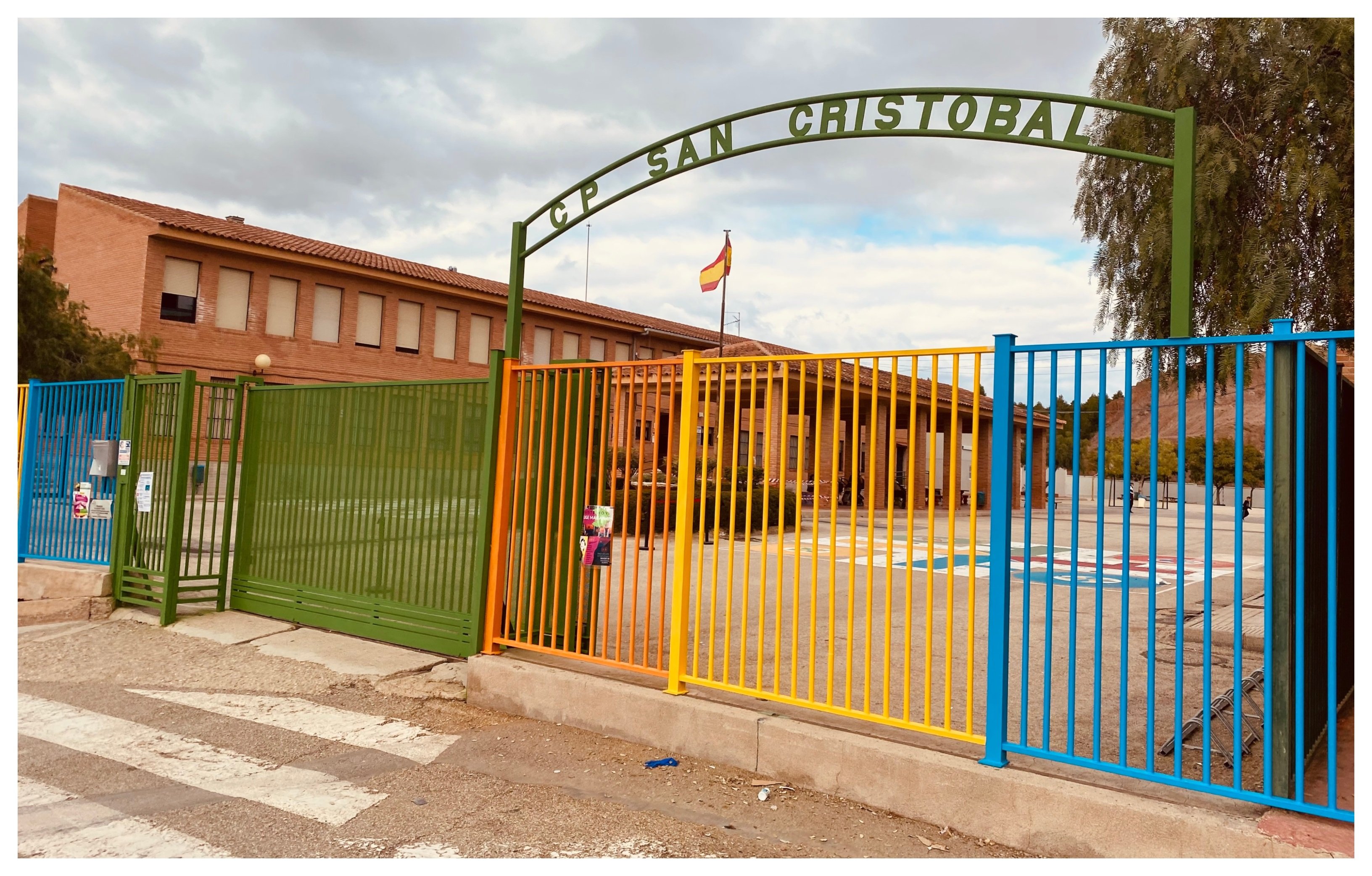 En el colegio público San Cristóbal, el 88% de las familias de los 450 niños matriculados en este centro proceden de Marruecos