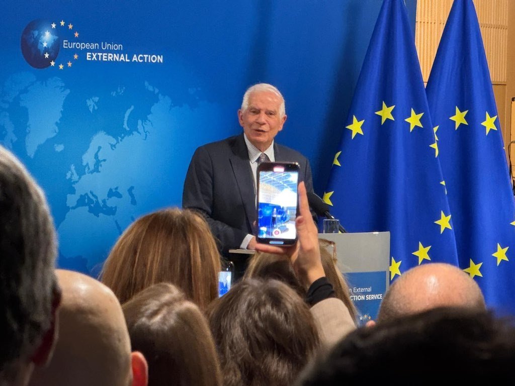 Pepe Borrell contra Donald y contra el genocidio... por ese orden. Para compensar, menos mal, ataca a Maduro