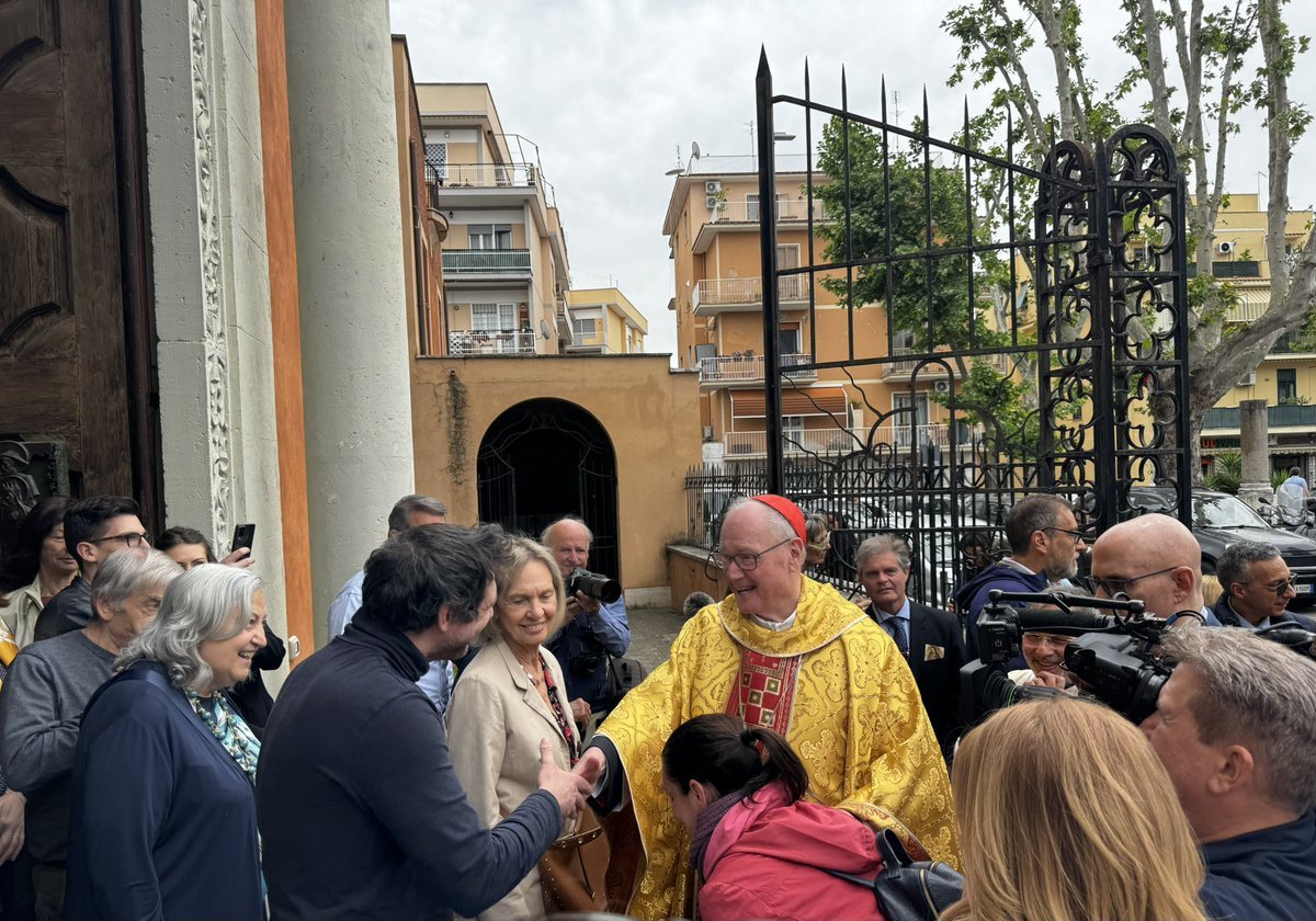 Pietro Parolin en este momento se encuentra a la espera de ser ratificado... o no... en el cargo por el nuevo Papa, León XIV Pietro Parolin en este momento se encuentra a la espera de ser ratificado... o no... en el cargo por el nuevo Papa, León XIV
