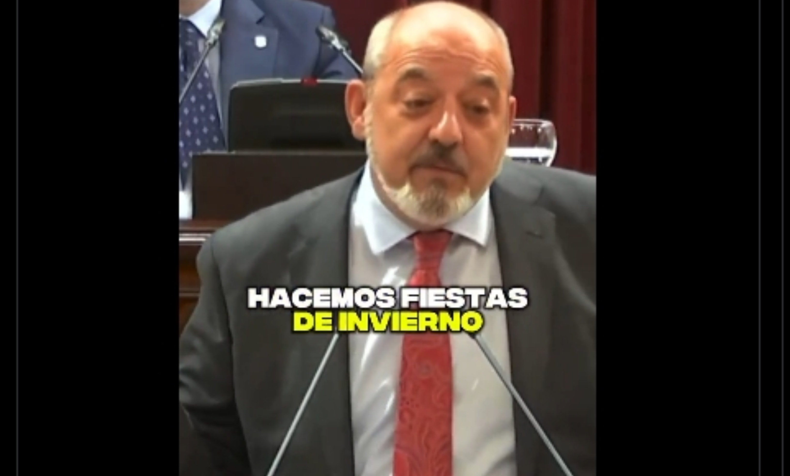 "Ahora ya no celebramos la Semana Santa, ahora celebramos la fiesta de la primavera". A esto hemos llegado: "Nosotros tenemos que adaptarnos a ellos, ellos no se adaptan a nosotros. Es imprescindible la defensa de nuestras tradiciones: Sergio Farre (Vox)