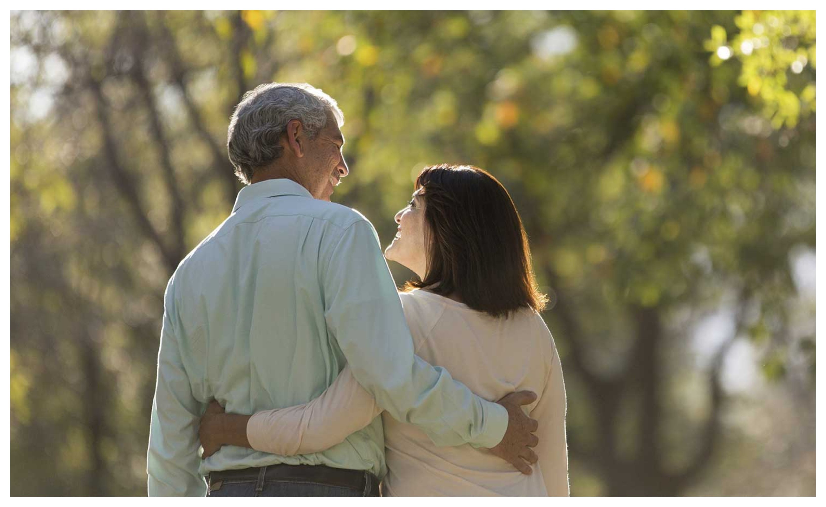 A lo mejor todo se resume en la frase de Tagore. Amarse no es mirarse el uno al otro sino mirar ambos en la misma dirección