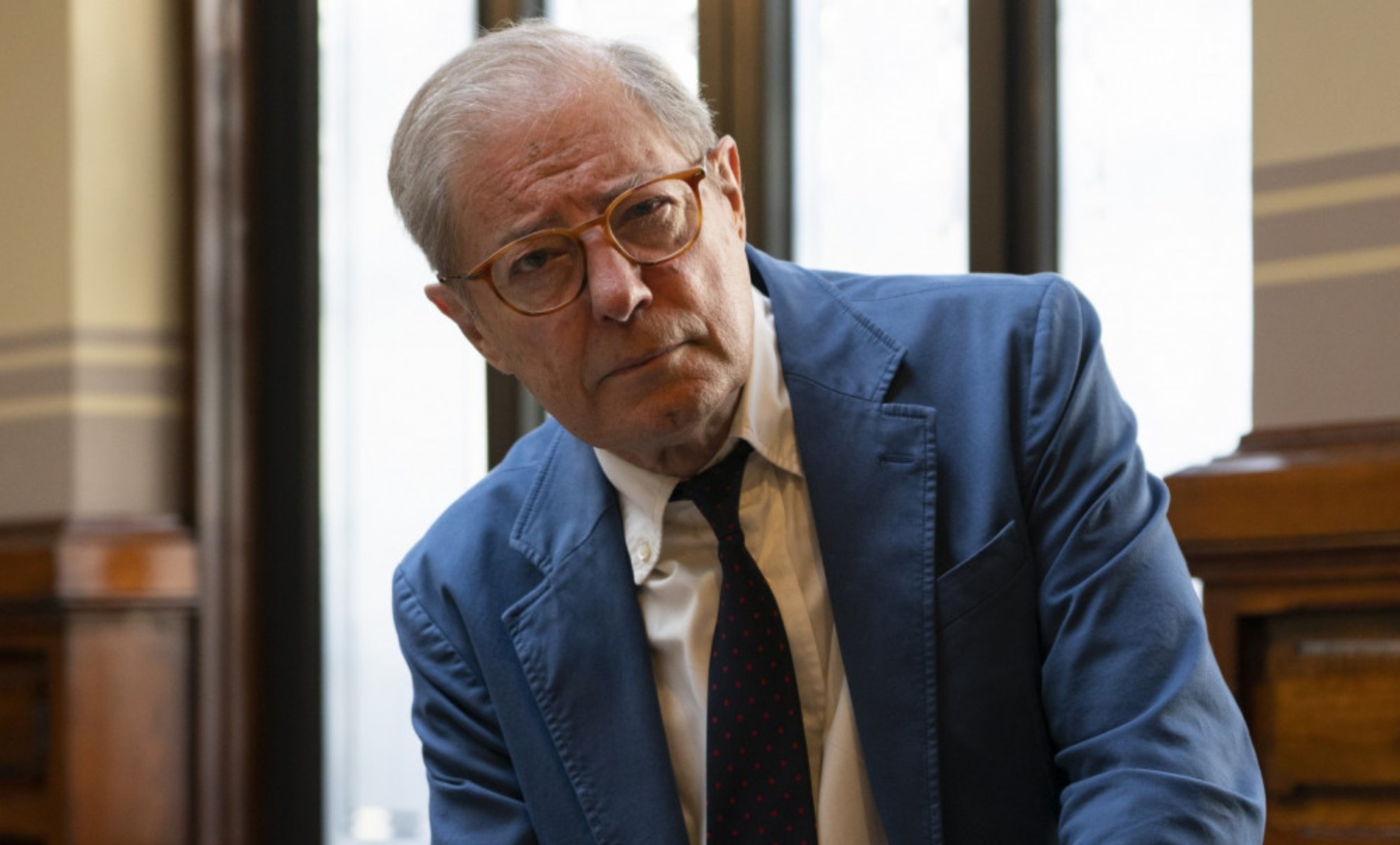 Félix de Azúa tampoco sabe que es lo que está pasando Félix de Azúa tampoco sabe que es lo que está pasando