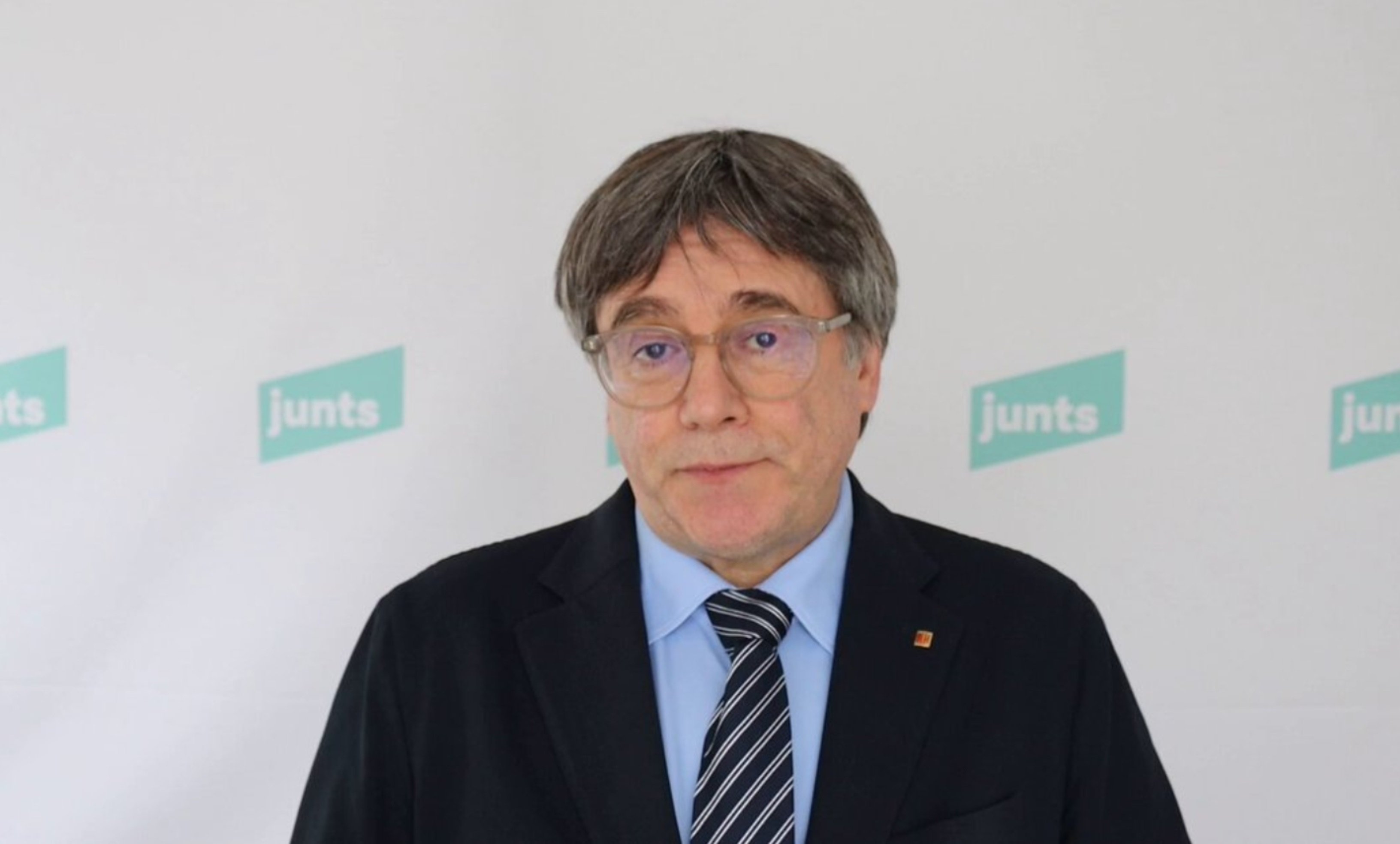 El paripé llevado al extremo: Puigdemont rompe con Sánchez pero no le quita la Presidencia El paripé llevado al extremo: Puigdemont rompe con Sánchez pero no le quita la Presidencia