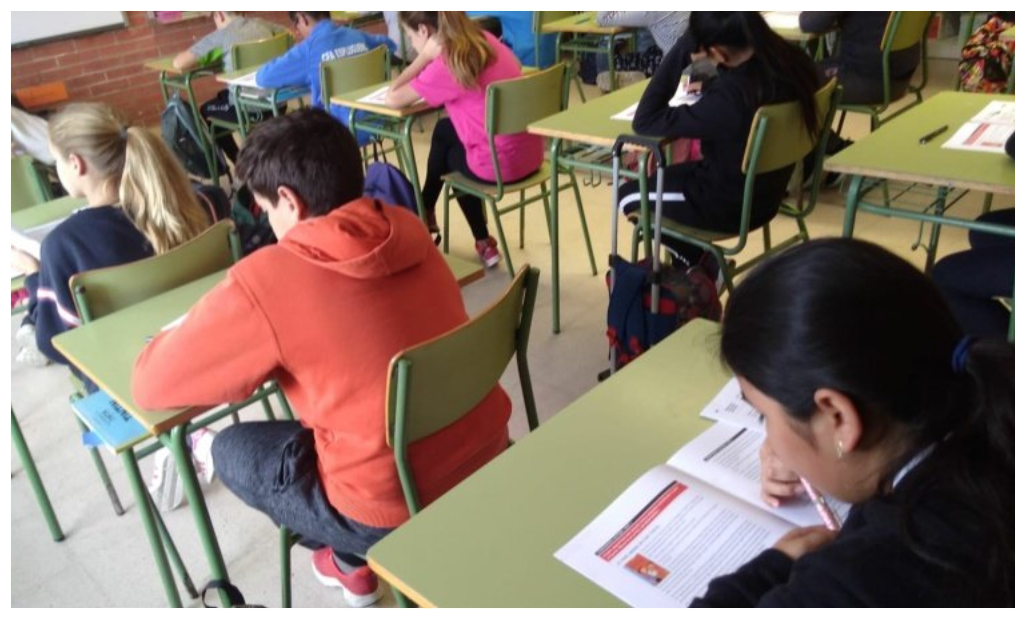Perversión de la infancia. Desde profesores que invitan a niños a observarse los genitales con un espejo, hasta textos que animaban a los alumnos a practicar sexo oral Perversión de la infancia. Desde profesores que invitan a niños a observarse los genitales con un espejo, hasta textos que animaban a los alumnos a practicar sexo oral