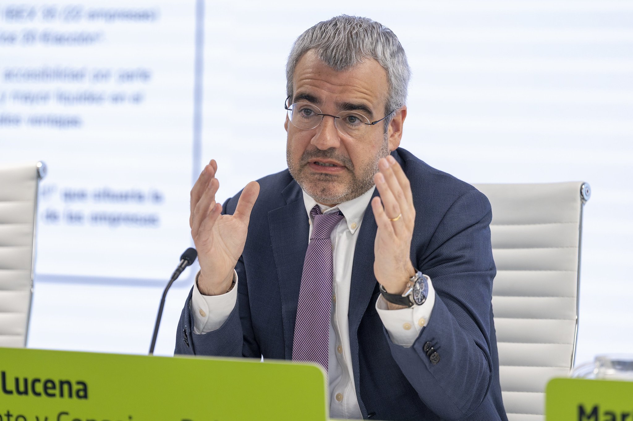 Al socialista catalán Maurici Lucena no sólo se lo están poniendo fácil las aerolíneas para subir las tasas, pero ahora la cosa se complica por culpa del PP... y de Junts / Foto: Pablo Moreno