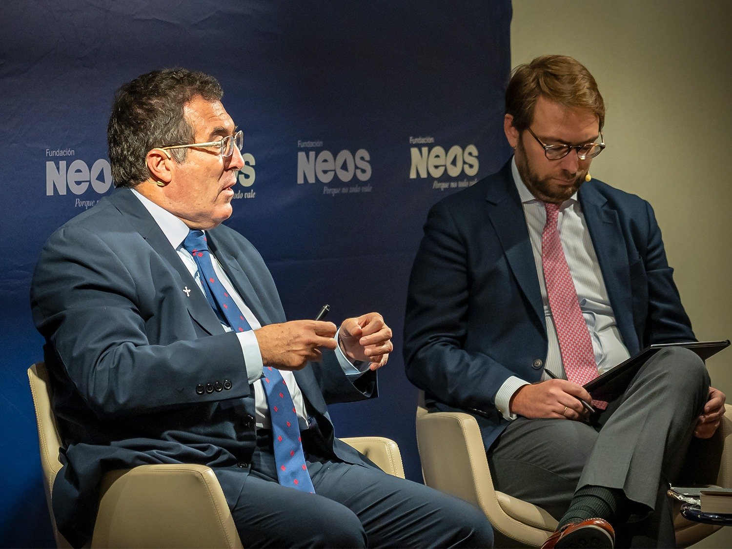 Ante una sala abarrotada en pleno centro de Madrid, el historiador Marcelo Gullo presentó su nuevo libro 'Lepanto. Cuando España salvó a Europa', al tiempo que defendió el papel de nuestro país en la historia