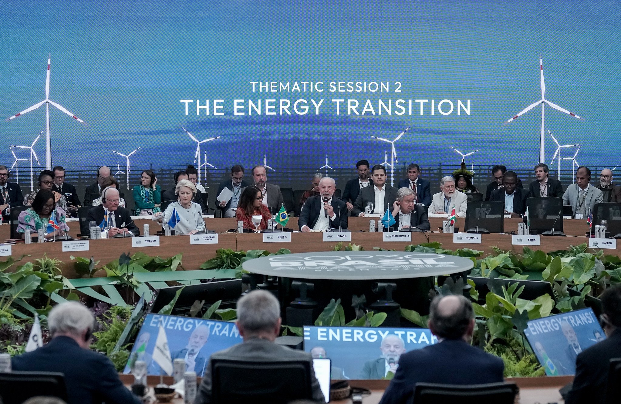 El culpable del fracaso de la COP30 no es Donad Trump. China e India las dos grandes potencias antiamericanas, al igual que Rusia, tampoco han aparecido por Brasil o han enviado a segundones El culpable del fracaso de la COP30 no es Donad Trump. China e India las dos grandes potencias antiamericanas, al igual que Rusia, tampoco han aparecido por Brasil o han enviado a segundones