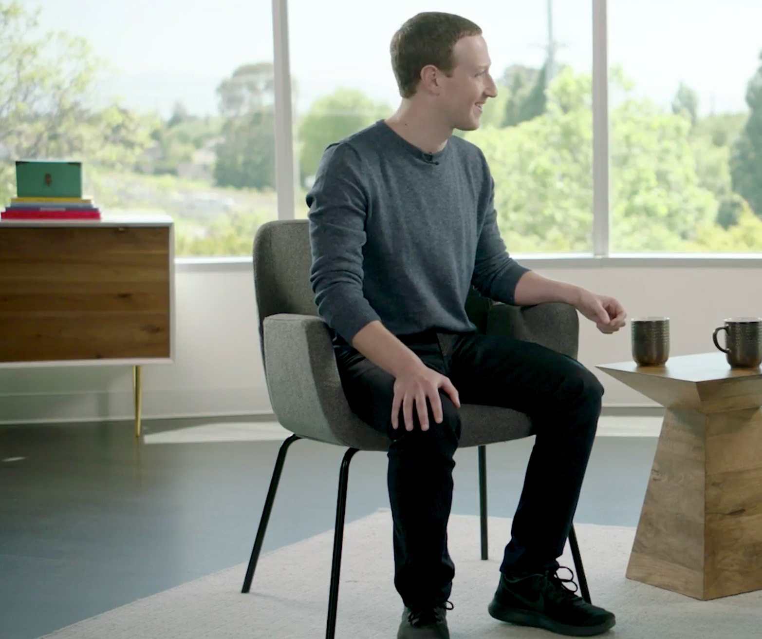 Mark Zuckerberg no tendrá que vender Instagram o WhatsApp por problemas de competencia. ¡Qué lástima!