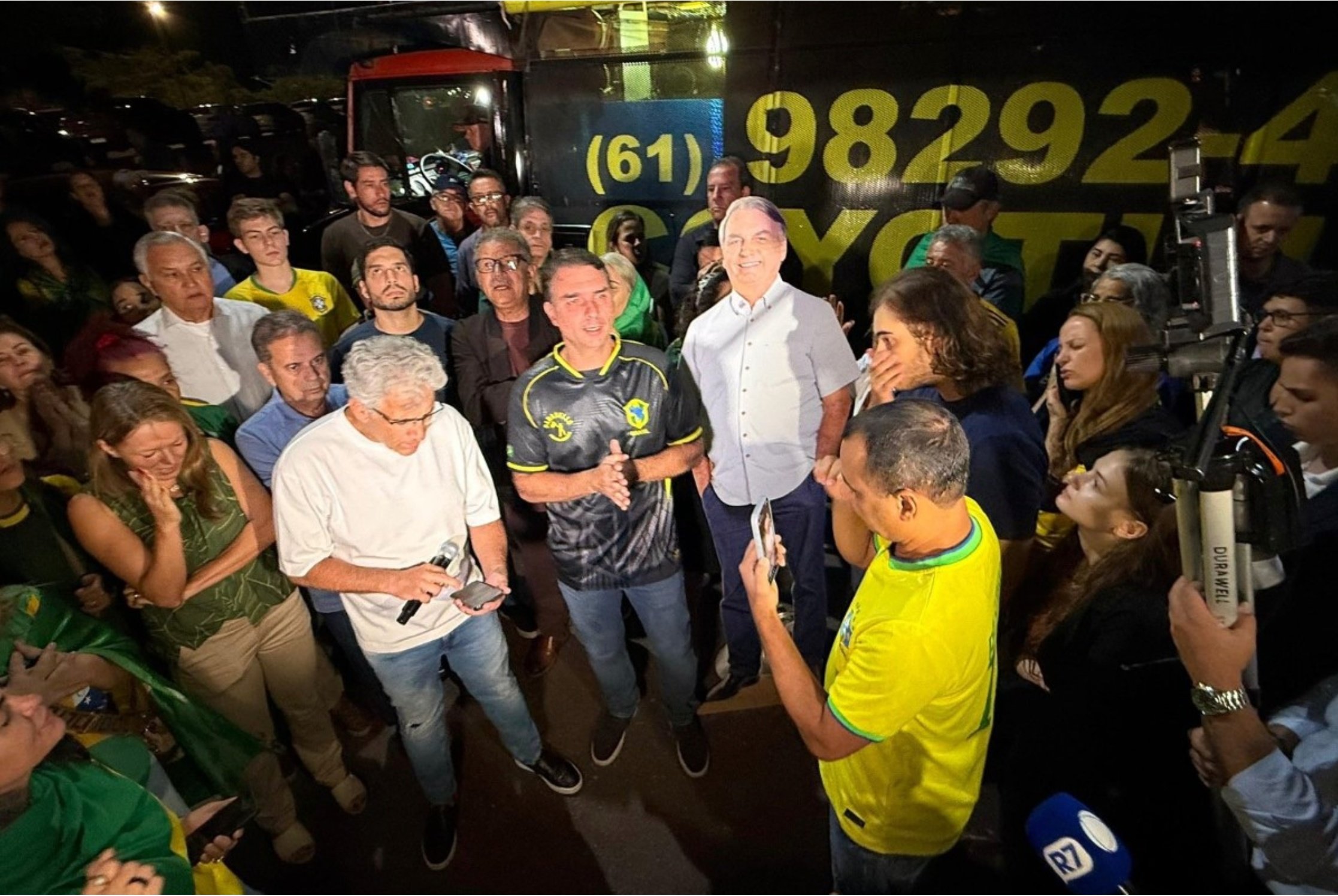 Vigilia de oración en Brasil en favor de Bolsonaro