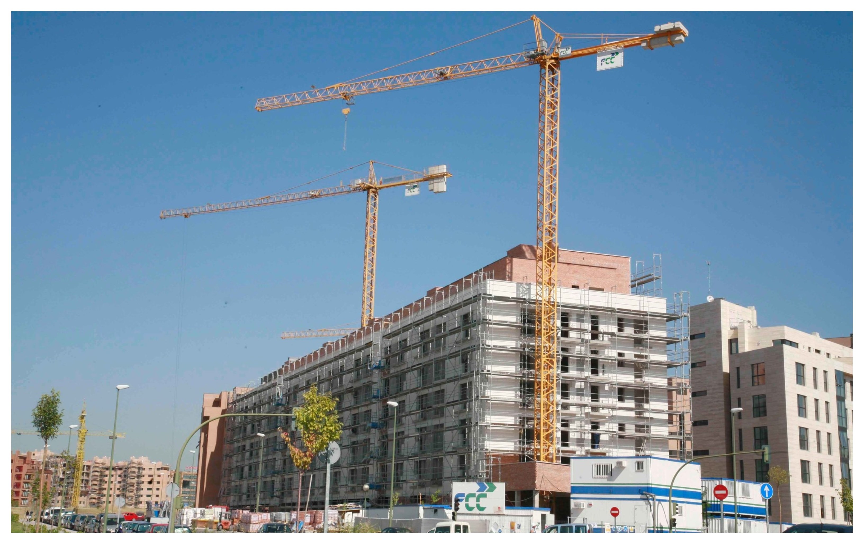 En una generación hemos descendido dos escalones: hemos pasado de aspirar a una vivienda en propiedad a aspirar a un alquiler, y de aspirar del alquiler de una vivienda a aspirar a una habitación con derecho a cocina... donde no es posible formar una familia / Foto: Pablo Moreno En una generación hemos descendido dos escalones: hemos pasado de aspirar a una vivienda en propiedad a aspirar a un alquiler, y de aspirar del alquiler de una vivienda a aspirar a una habitación con derecho a cocina... donde no es posible formar una familia / Foto: Pablo Moreno